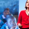 Esther Duflo estudia a los países en desarrollo