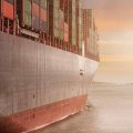 La caída del precio de los buques mercantes