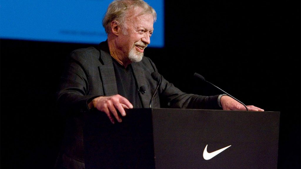 El agónico valle de la que Phil Knight tuvo que cruzar para consolidar a Nike - Sintetia