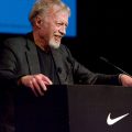 Phil Knight fundador de Nike